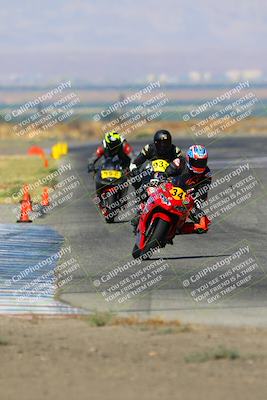 media/Aug-13-2023-CRA (Sun) [[1cfc37a6fb]]/Race 4 400 Superbike/Race/